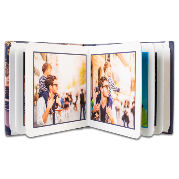 Kartonnen boekje 16x16 vierkant Kartonnen boekje 16x16 vierkant